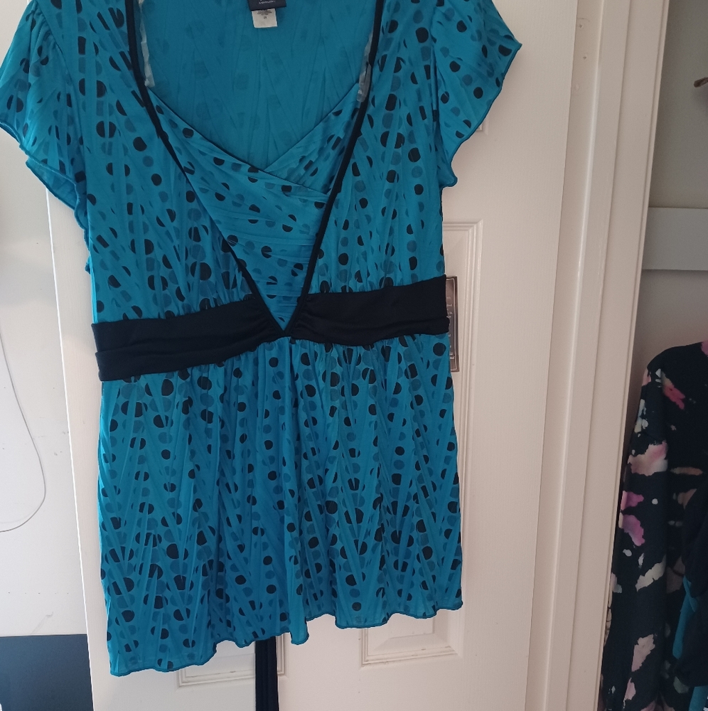 JTB Women blue blouse with polka dots